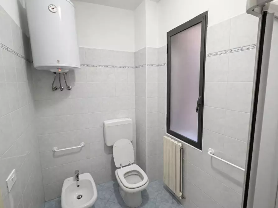 Immagine 16 di Appartamento in vendita  a Loano