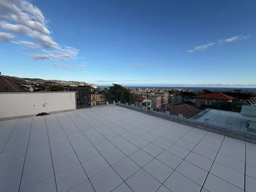 Immagine 26 di Appartamento in vendita  a Loano