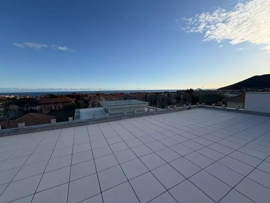 Immagine 4 di Appartamento in vendita  a Loano