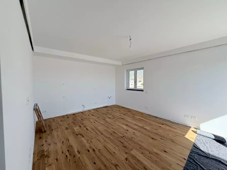 Immagine 36 di Appartamento in vendita  a Loano