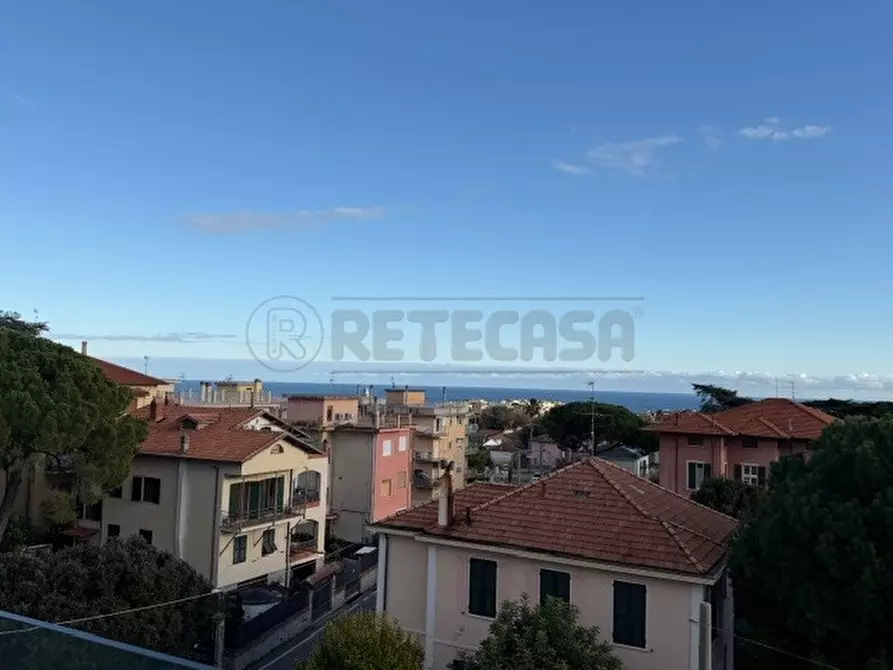 Immagine 1 di Appartamento in vendita  a Loano