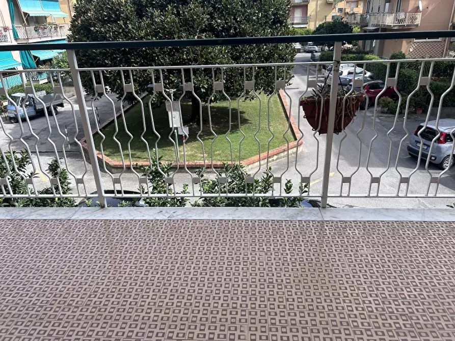 Immagine 12 di Appartamento in vendita  a Pietra Ligure
