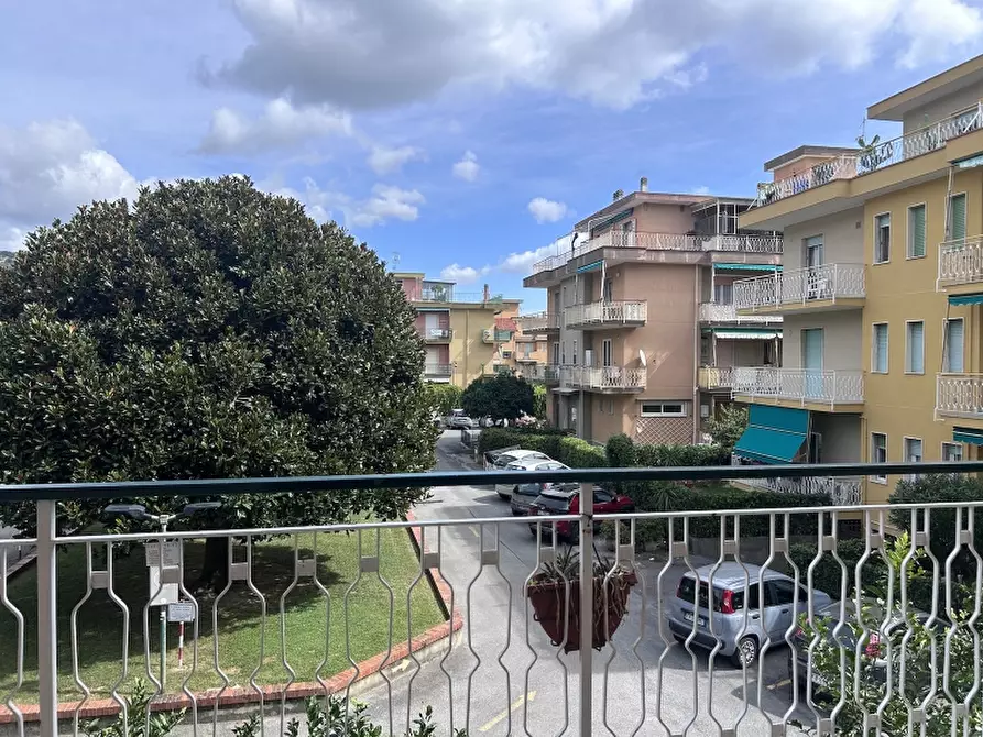 Immagine 13 di Appartamento in vendita  a Pietra Ligure