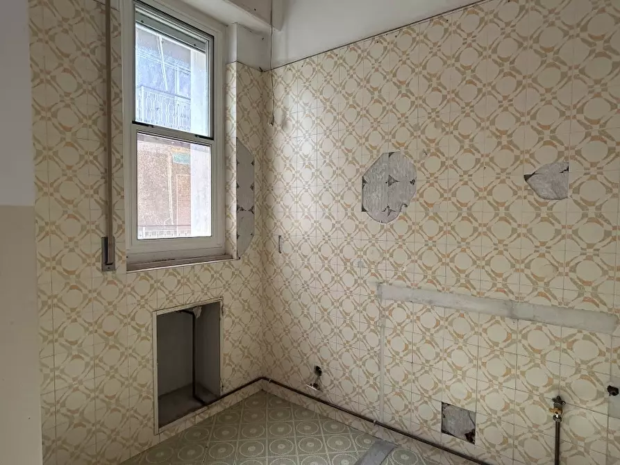 Immagine 16 di Appartamento in vendita  a Pietra Ligure