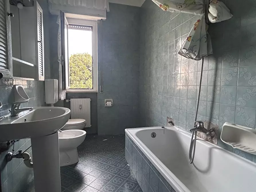 Immagine 25 di Appartamento in vendita  a Pietra Ligure