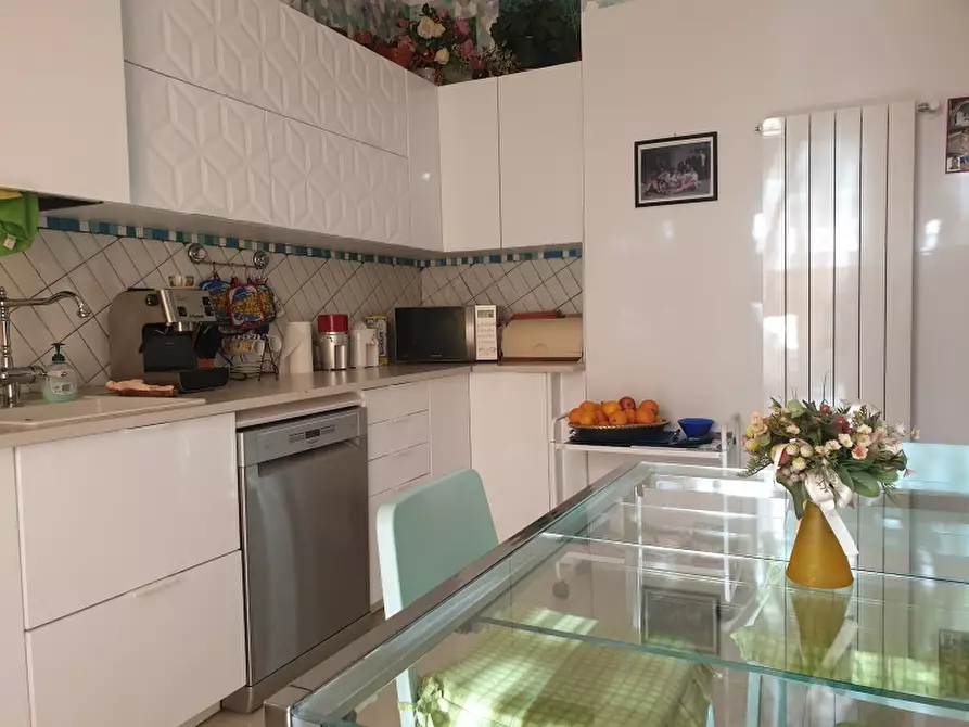 Immagine 17 di Appartamento in vendita  a Pietra Ligure