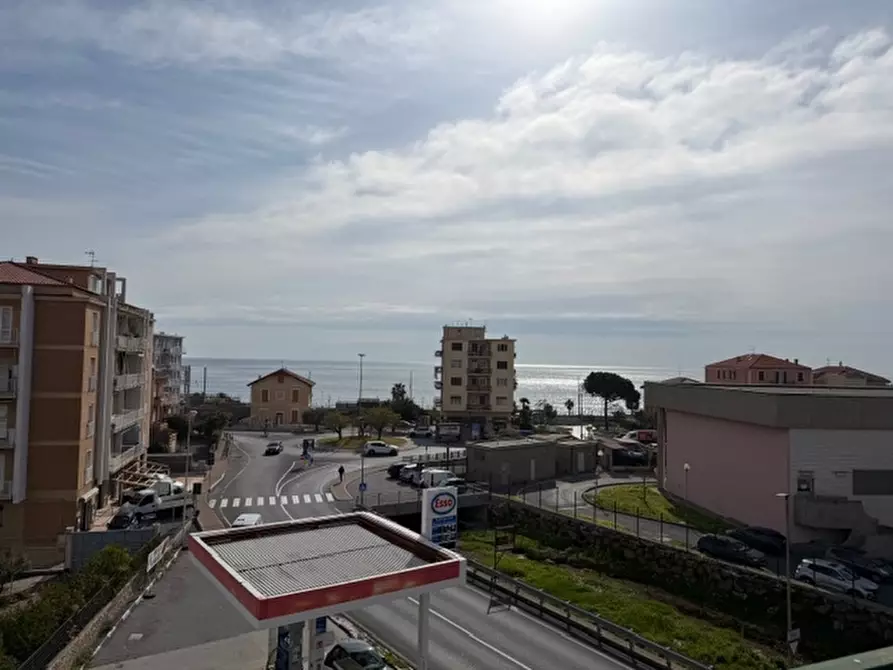Immagine 1 di Monolocale in vendita  a Pietra Ligure