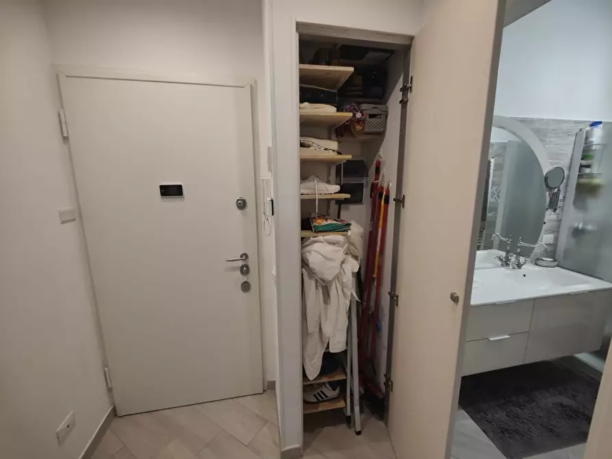 Immagine 18 di Appartamento in vendita  a Finale Ligure