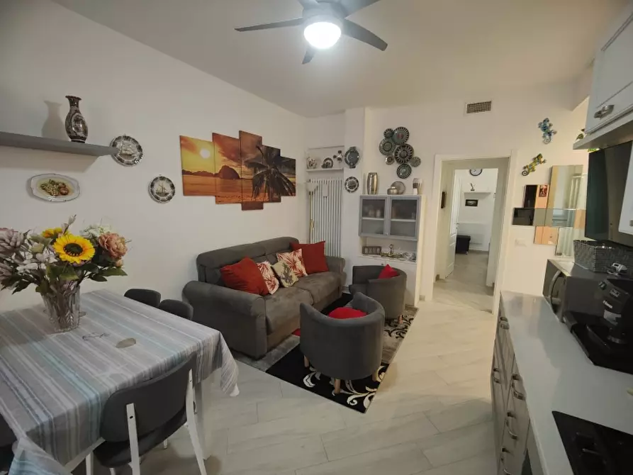 Immagine 22 di Appartamento in vendita  a Finale Ligure