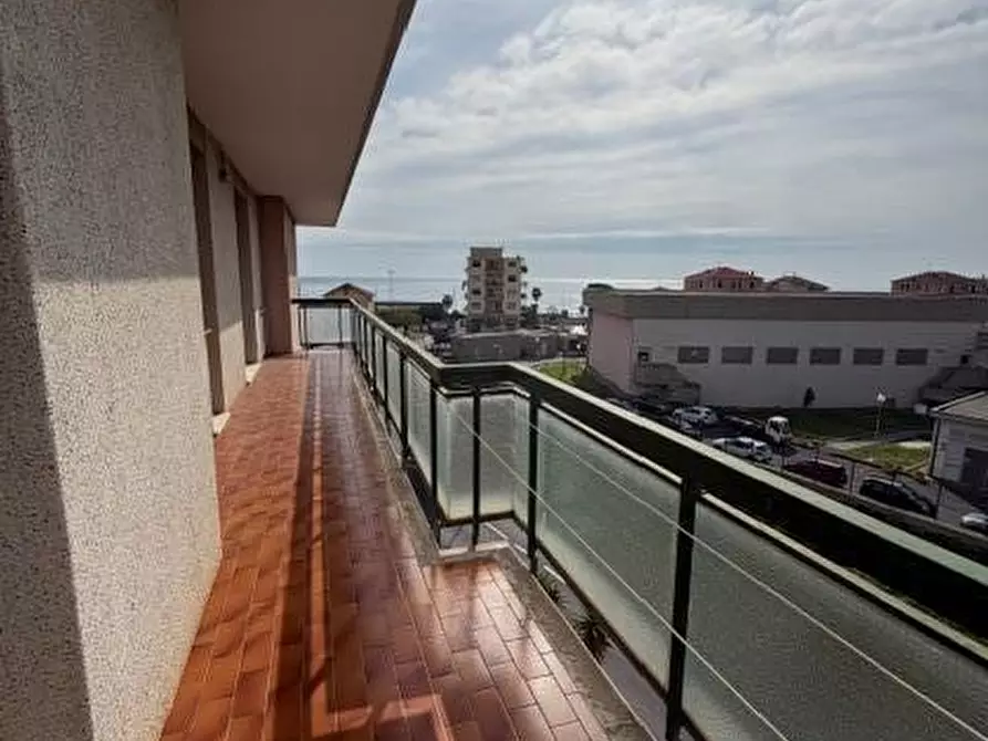Immagine 14 di Appartamento in vendita  a Pietra Ligure