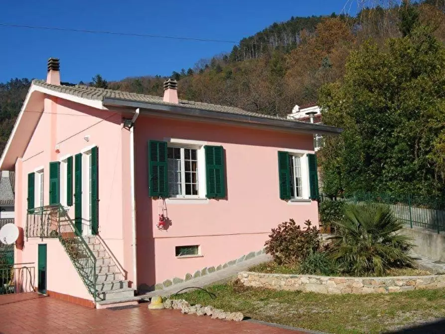 Immagine 3 di Villa in vendita  a Magliolo