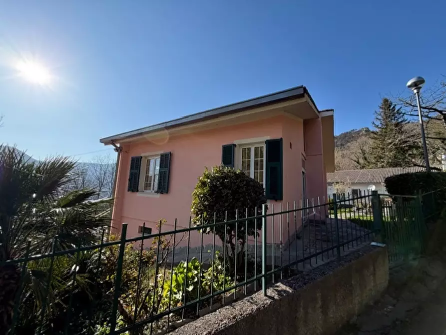 Immagine 23 di Villa in vendita  a Magliolo