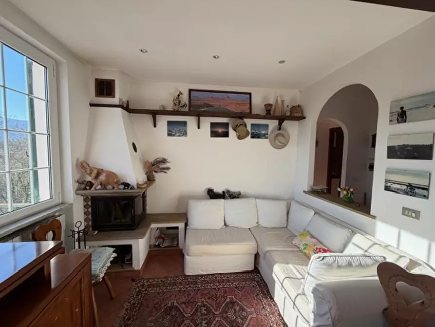 Immagine 28 di Villa in vendita  a Magliolo