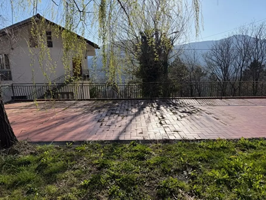 Immagine 34 di Villa in vendita  a Magliolo