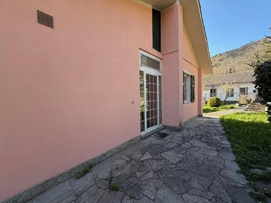 Immagine 36 di Villa in vendita  a Magliolo