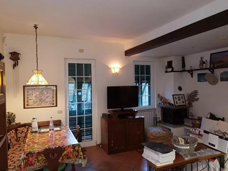 Immagine 9 di Villa in vendita  a Magliolo