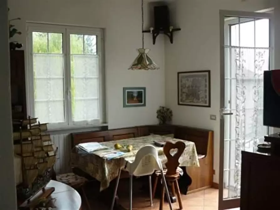 Immagine 10 di Villa in vendita  a Magliolo