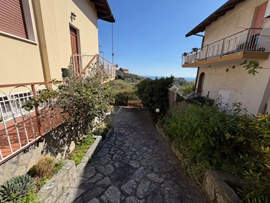 Immagine 2 di Appartamento in vendita  a Boissano