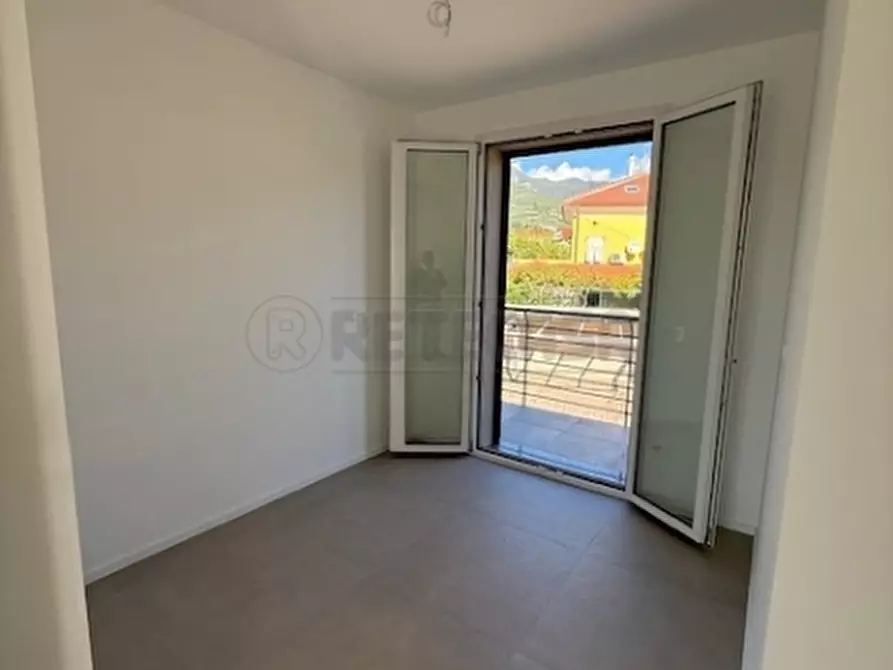 Immagine 16 di Appartamento in vendita  a Loano