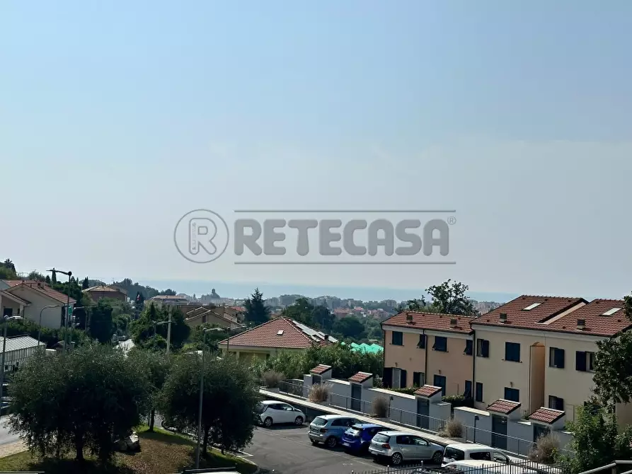 Immagine 5 di Appartamento in vendita  a Loano