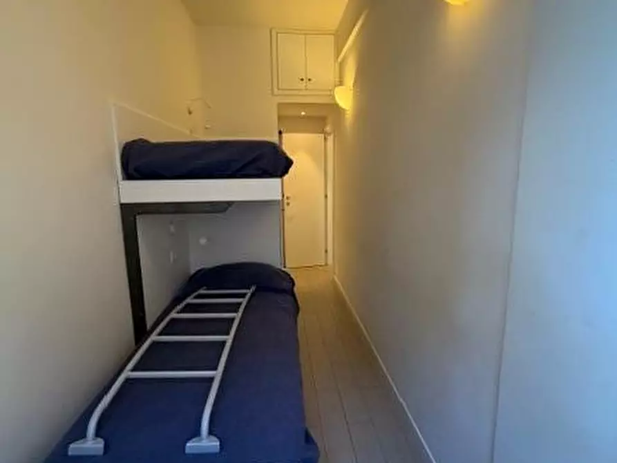 Immagine 22 di Appartamento in vendita  a Loano