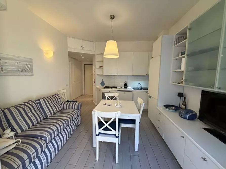 Immagine 36 di Appartamento in vendita  a Loano