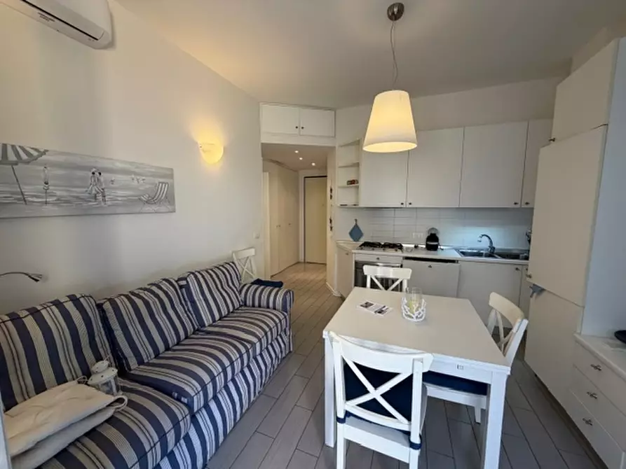 Immagine 5 di Appartamento in vendita  a Loano