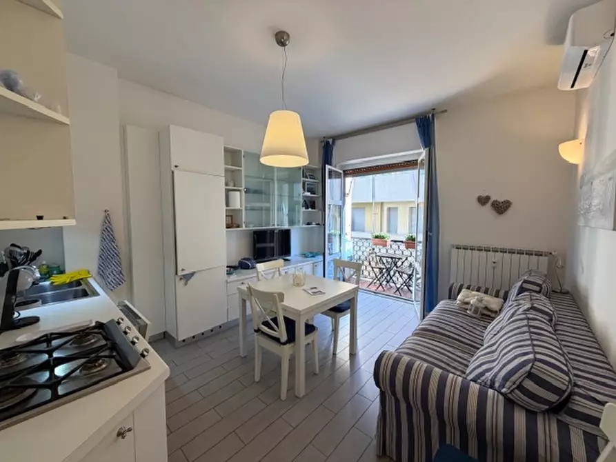 Immagine 7 di Appartamento in vendita  a Loano