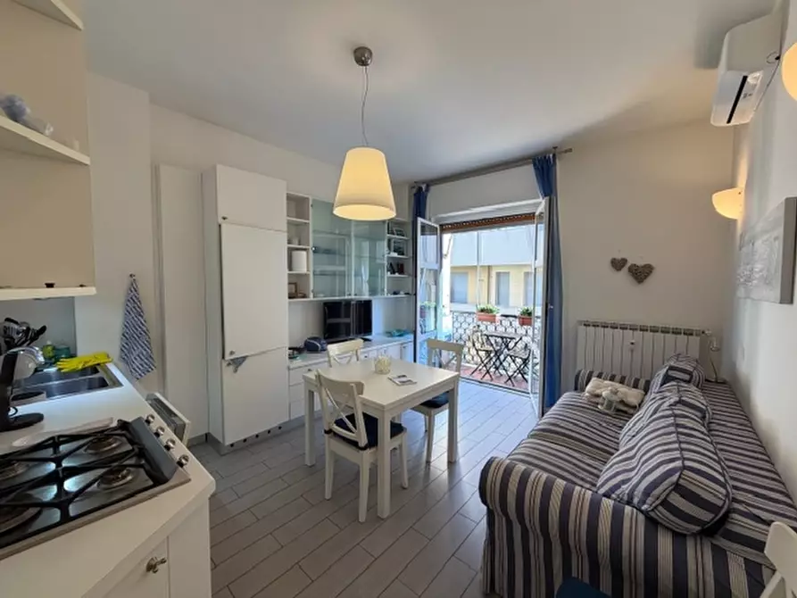 Immagine 8 di Appartamento in vendita  a Loano