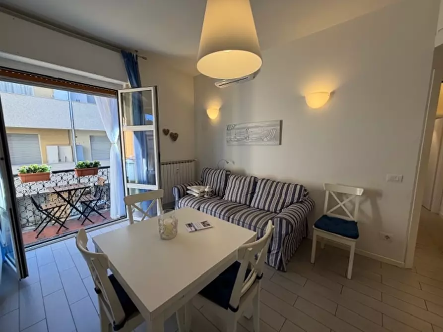 Immagine 9 di Appartamento in vendita  a Loano