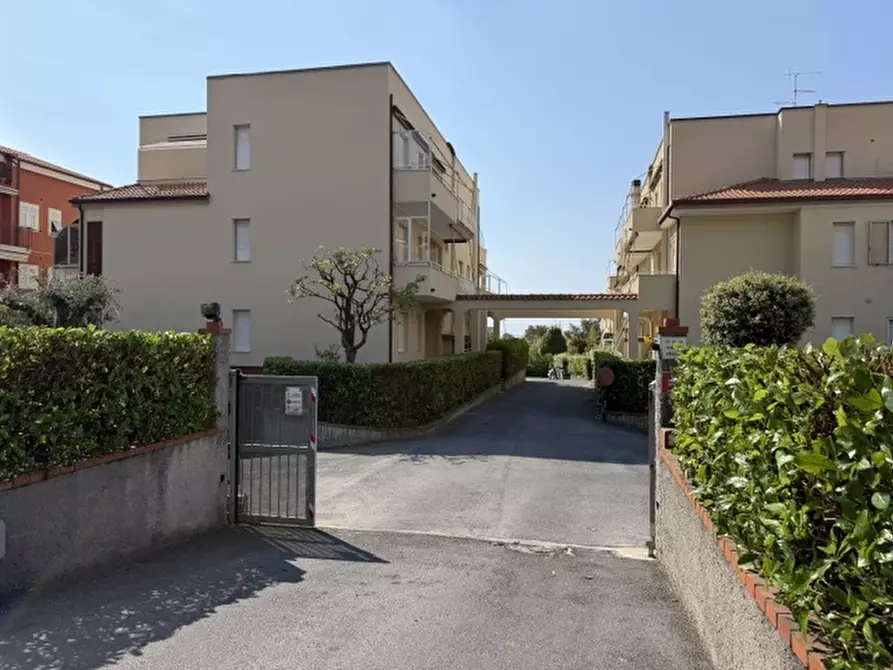 Immagine 18 di Appartamento in vendita  in VIA GAETANO ALBERTI 32 a Pietra Ligure