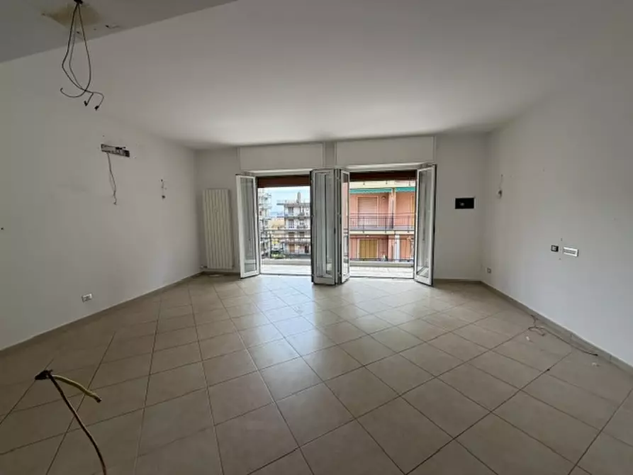 Immagine 35 di Appartamento in vendita  a Loano