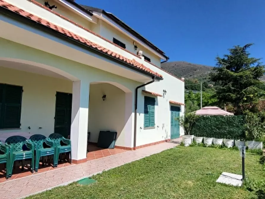 Immagine 27 di Villa in vendita  a Ceriale
