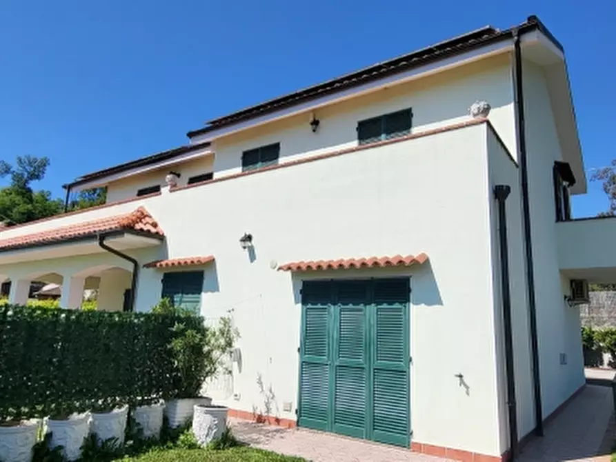 Immagine 31 di Villa in vendita  a Ceriale