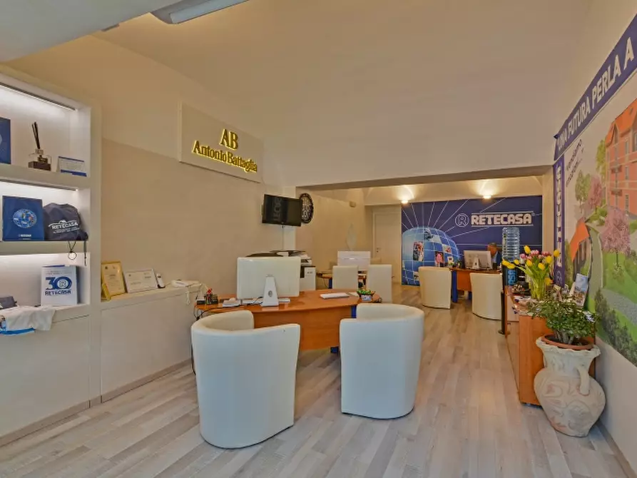 Immagine 37 di Villa in vendita  a Ceriale