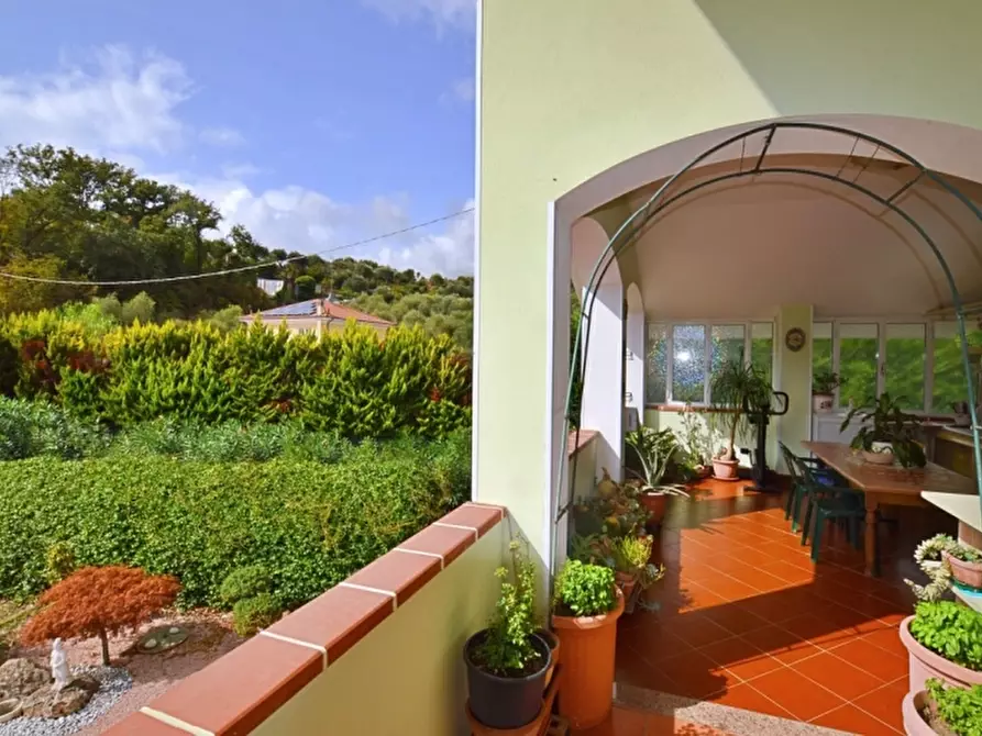 Immagine 8 di Villa in vendita  a Ceriale