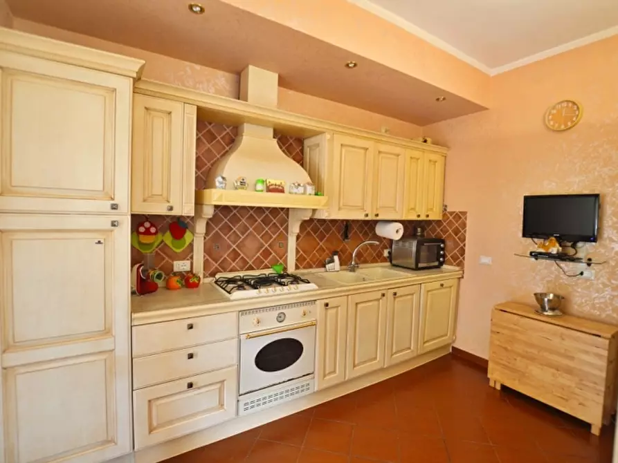 Immagine 10 di Villa in vendita  a Ceriale