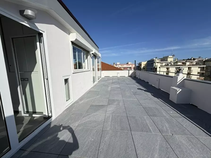 Immagine 13 di Appartamento in vendita  a Loano