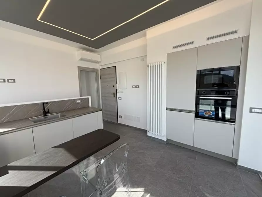 Immagine 36 di Appartamento in vendita  a Loano