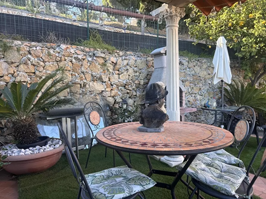 Immagine 6 di Appartamento in vendita  a Pietra Ligure