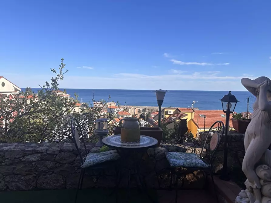 Immagine 9 di Appartamento in vendita  a Pietra Ligure