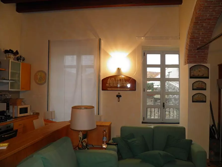 Immagine 1 di Appartamento in vendita  a Loano