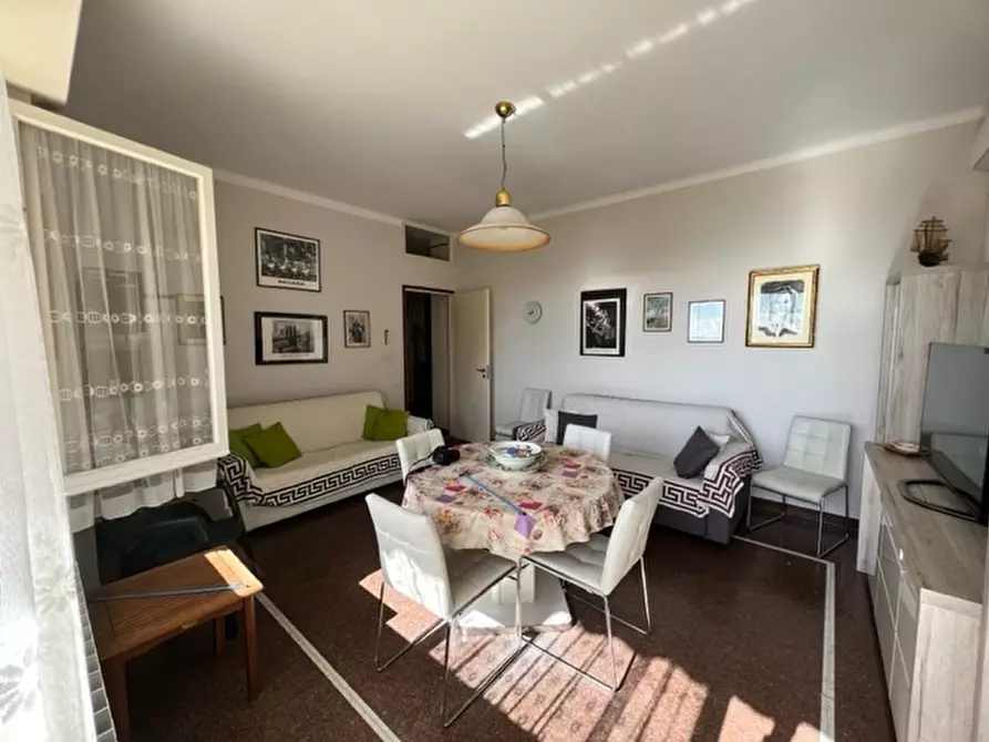 Immagine 14 di Appartamento in vendita  a Borgio Verezzi