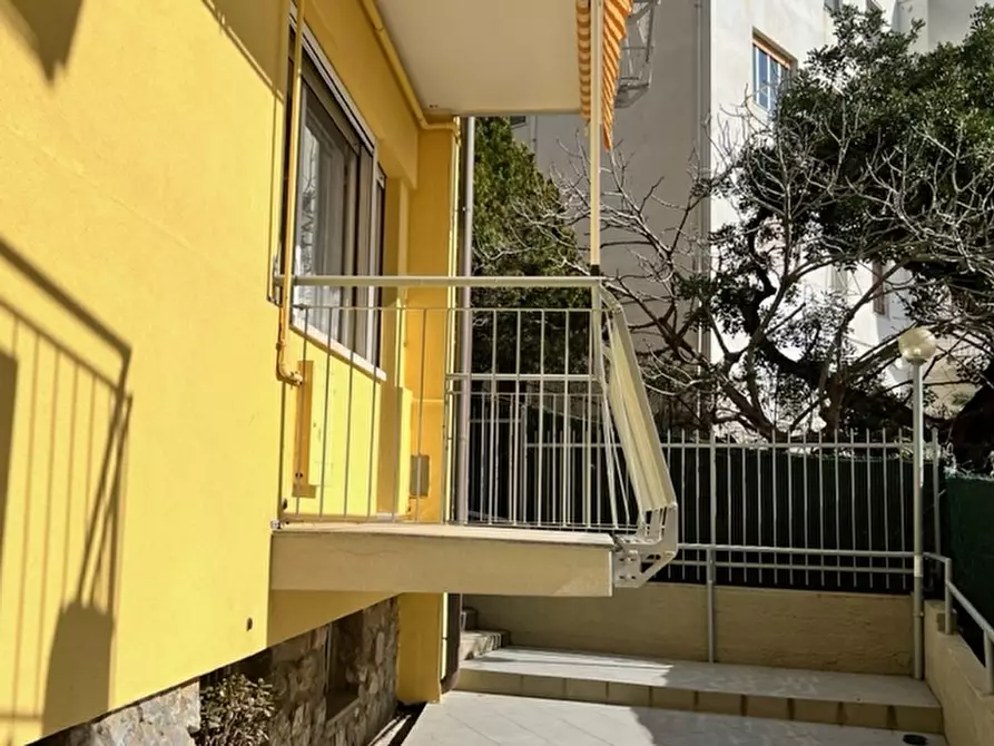 Immagine 22 di Appartamento in vendita  a Borgio Verezzi