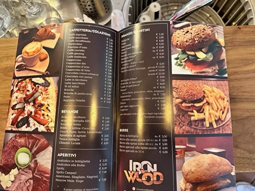 Immagine 15 di Attività commerciale in vendita  in VIA ROSA RAIMONDI 10 a Loano