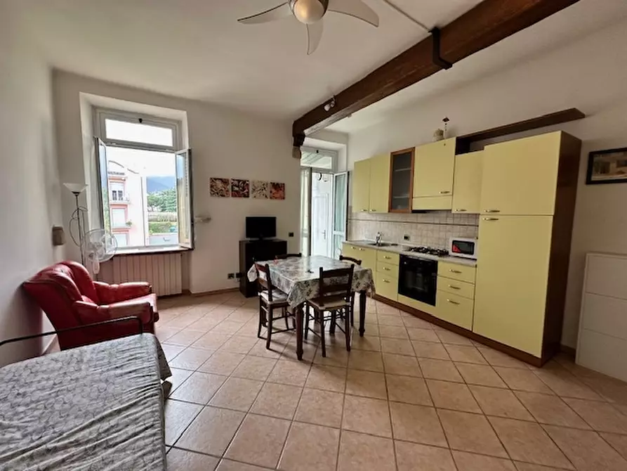 Immagine 1 di Appartamento in vendita  in VIA RENATO BORAGINE 26 a Loano
