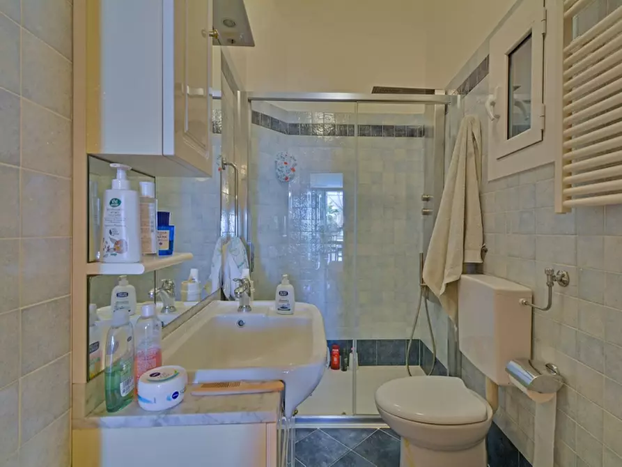 Immagine 16 di Monolocale in vendita  a Loano