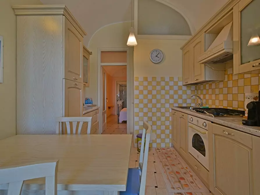 Immagine 20 di Monolocale in vendita  a Loano