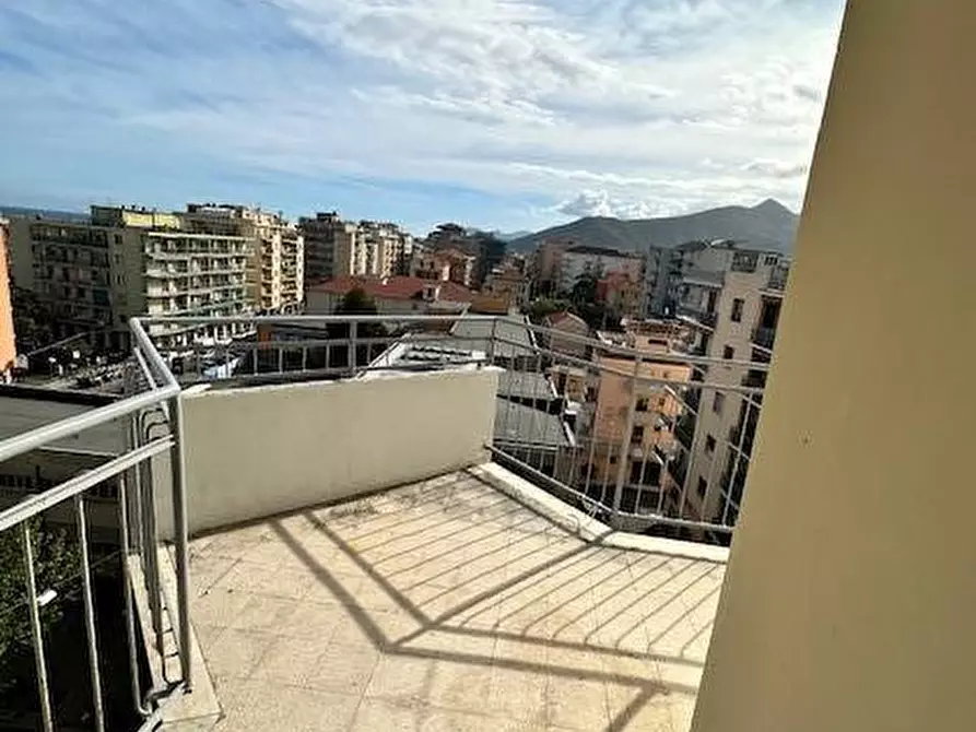 Immagine 6 di Appartamento in vendita  a Loano