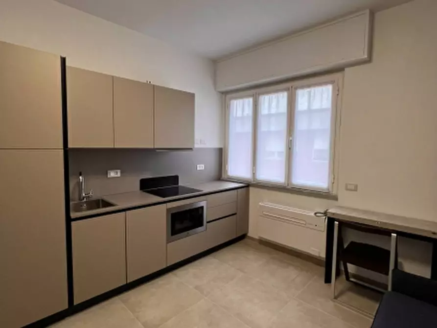 Immagine 1 di Appartamento in vendita  in PIAZZA DELLA VITTORIA 26 a Pietra Ligure
